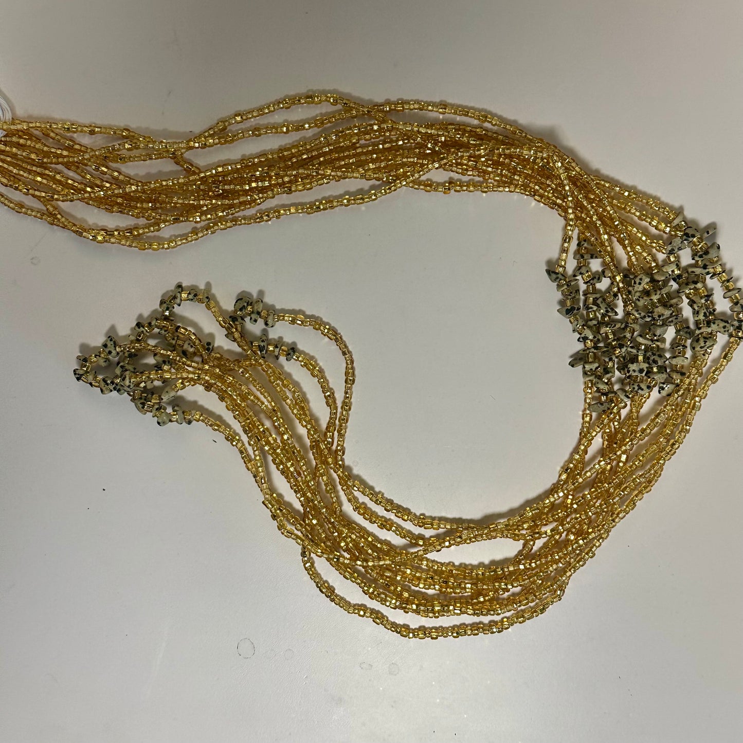 Zenaga – Spotted Stone Tie-on Waistbead