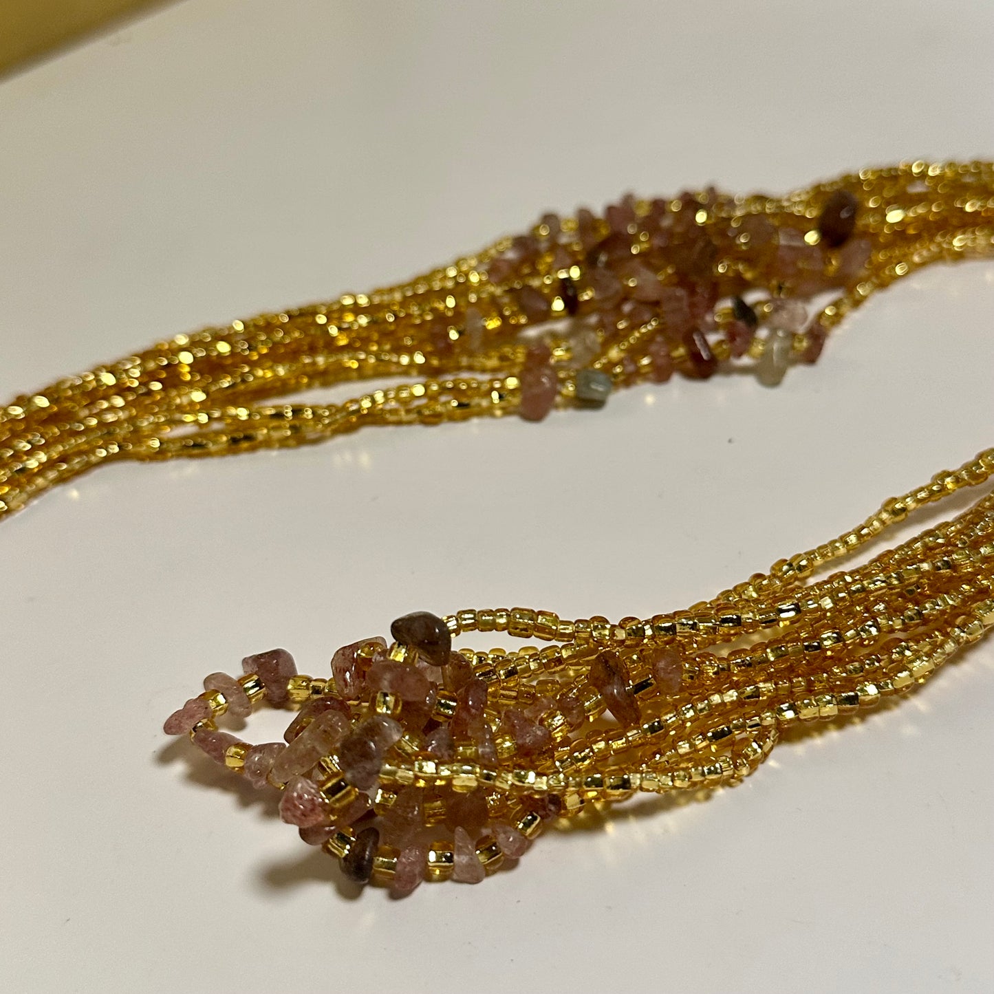 Merina – Strawberry Quartz Tie-on Waistbead