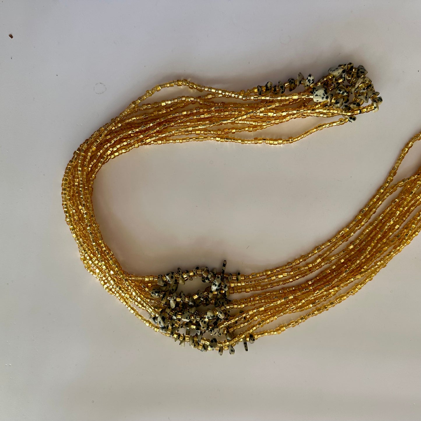 Zenaga – Spotted Stone Tie-on Waistbead