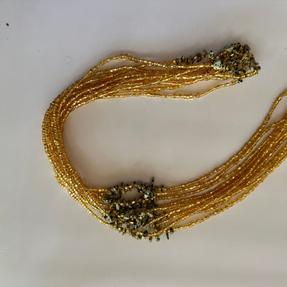 Zenaga – Spotted Stone Tie-on Waistbead